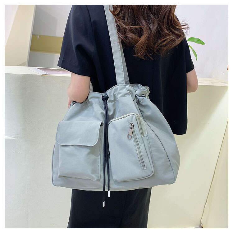 2024 New Single Shoulder Crossbody Large Capacity Tote Trendy Fashionable Commuter Simple Casual Shopping Bag for Women