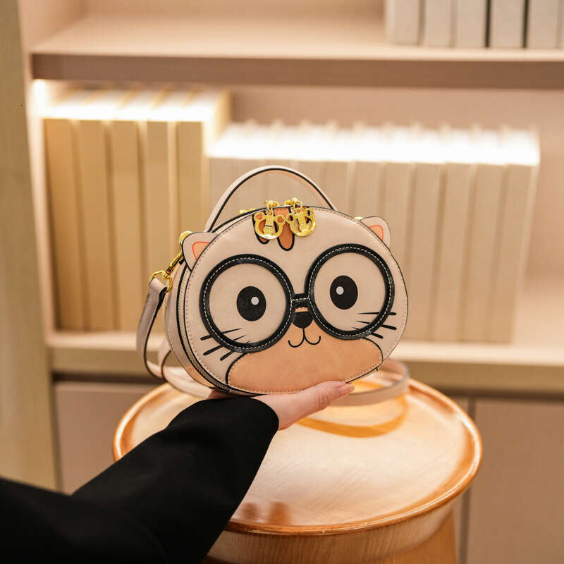 Beibao New Cartoon Design Cat Style Handheld Small Backpack Street Fashion Single Shoulder Crossbody Bag for Women,designer bag Luxury Bag bag tote ba