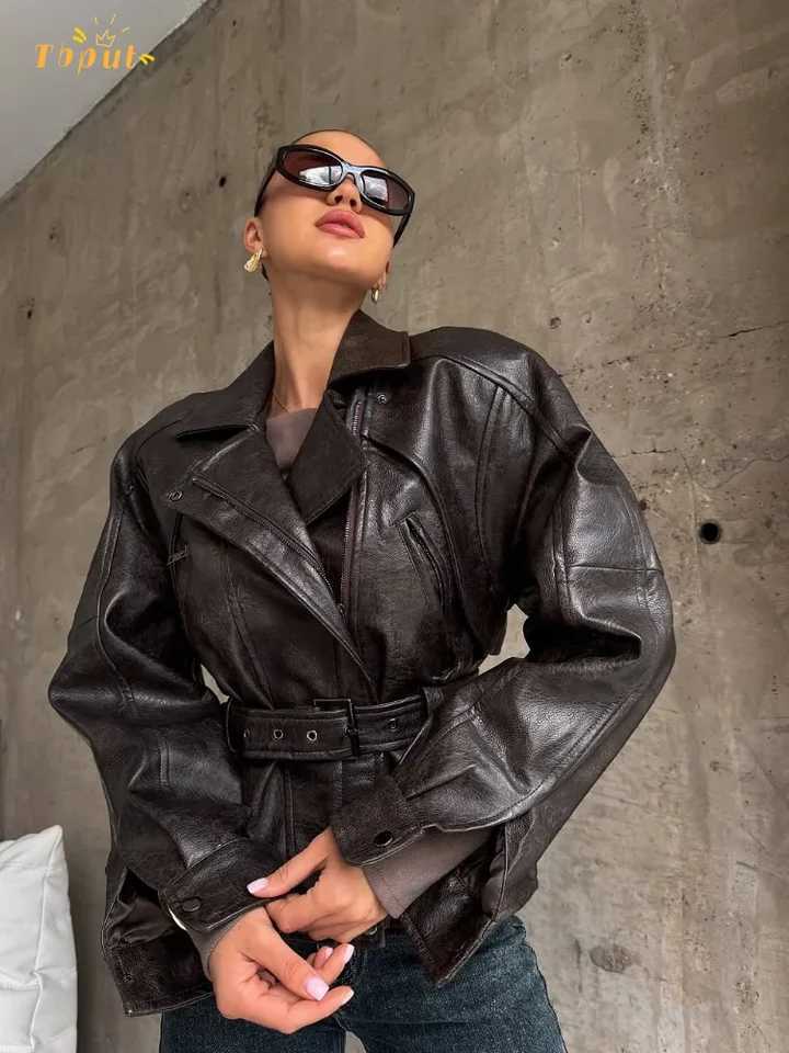 Retro Solid Lapel Collar Leather Short Jacket Women Long Sleeve Belted Zipper Pocket Loose Outerwear 2025 New Autumn Daily CoatsT251017