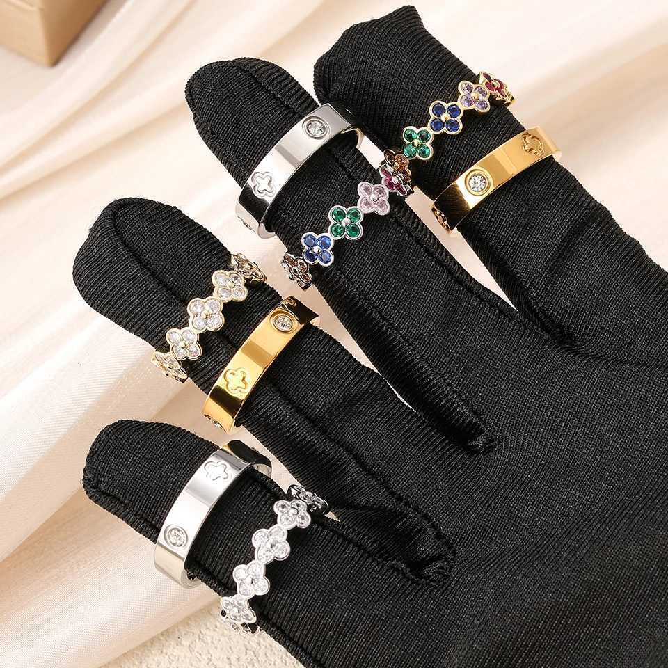 Yupsk 2pcs Niche Design Lucky Flower Zircon Rings Set for Women StainlESS Steel Finger Ring Engagement Jewelry GiftsW251017