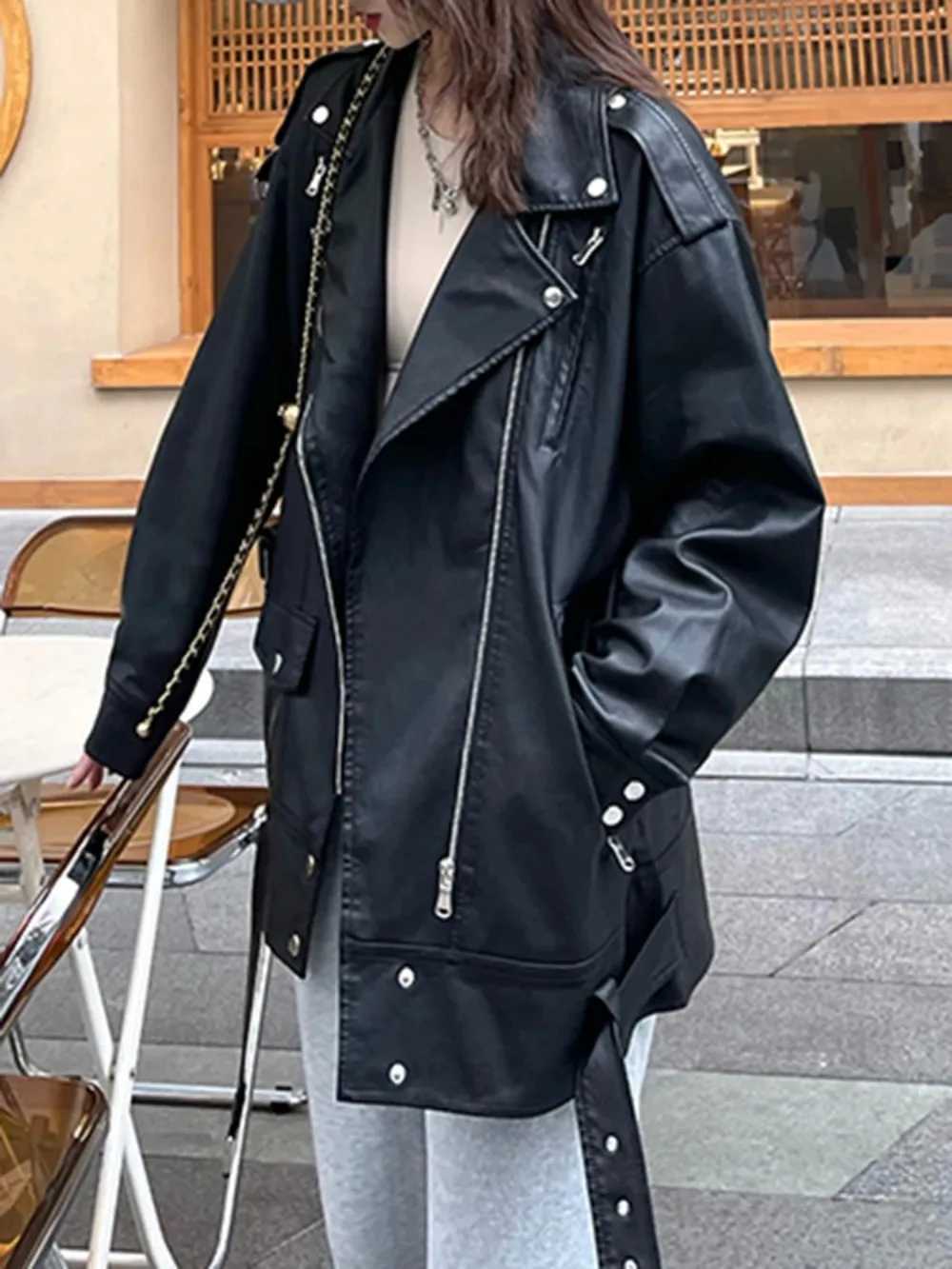 Black PU Leather Jackets Women with Belt Oversized Korean Loose Motorcycle Faux Leather Jackets Fashion Causal OuterwearT251017