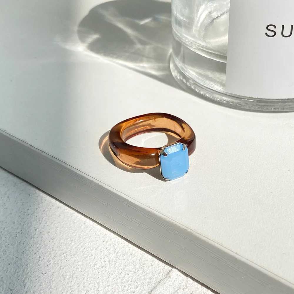 HI MAN Fashion Simple Inlaid Colorful Zircon Resin Ring Women Sweet Cute Birthday Party Commemorative Jewelry Gift Z251017
