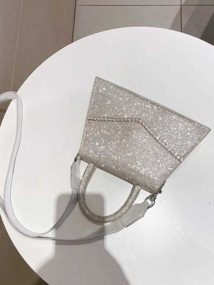 Shiny Diamonds Shoulder Bag Women Comfortable Wide Strap Crossbody Bag Fashion Flap Ladies Handbag Party Silver Crystal Totes Z251017