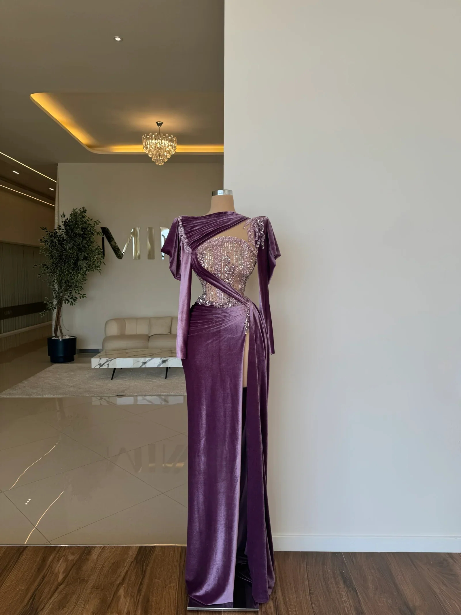 Vintage Evening Dresses For Women Velvet Sequins Gown Long Sleeves Split Side Floor Length Dress Party Customized