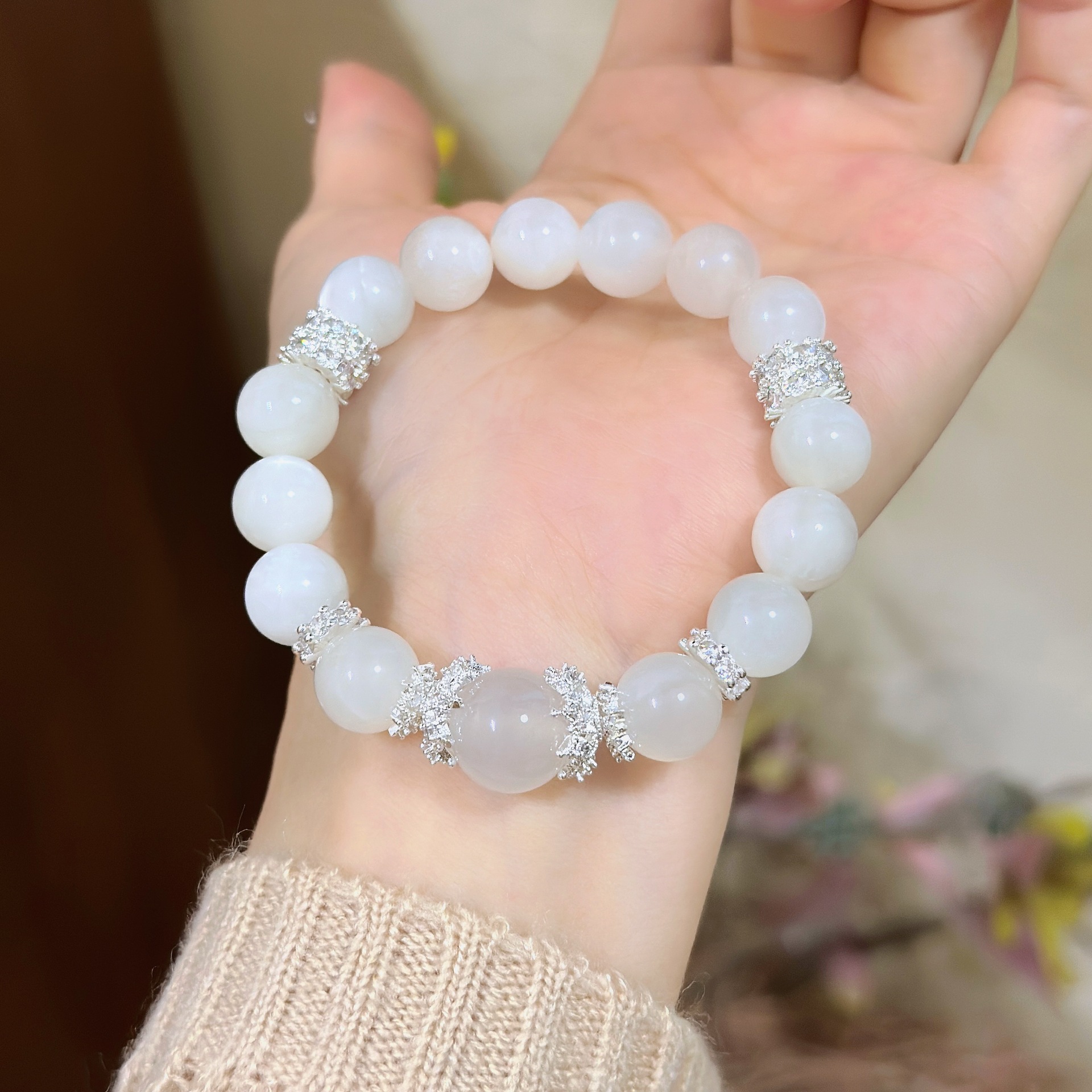 Chic Natural White Pearlized Necklace Perfect Gift for Her