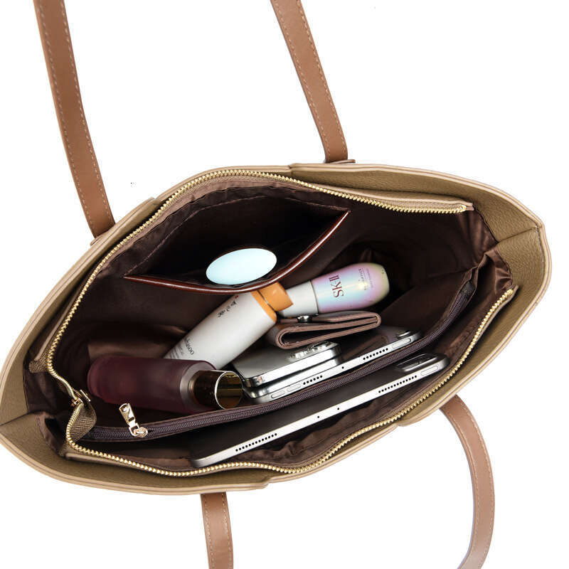 Tote for Women 2025 New Commuter Fashion Handbag Large Capacity Shoulder Bag