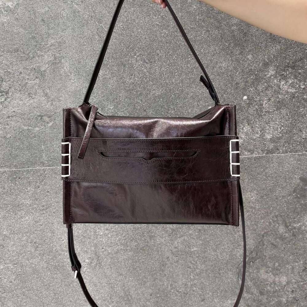 JW First Layer Oil Wax Cowhide Underarm Large Capacity Handbag Commuter Shoulder Crossbody Bag
