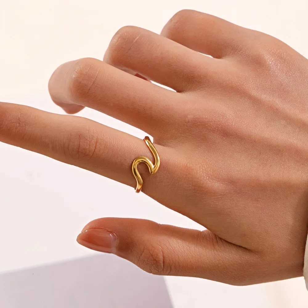 New Trendy Stainless Steel Geometric Rings for Women Girls Gold Color Minimalist Adjustable Finger Rings Birthday Jewelry GiftsW251017