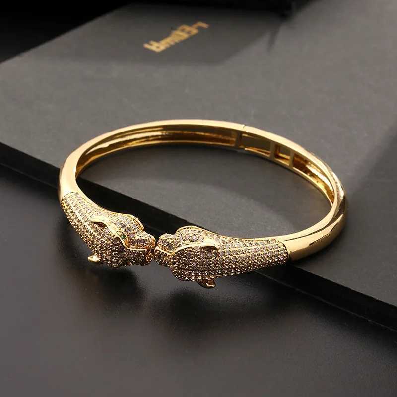 New Trend Fashion Animal Leopard Bracelet Creative Hip Hop Personalized Micro Inlaid Zircon Open Womens Bracelet Z251017
