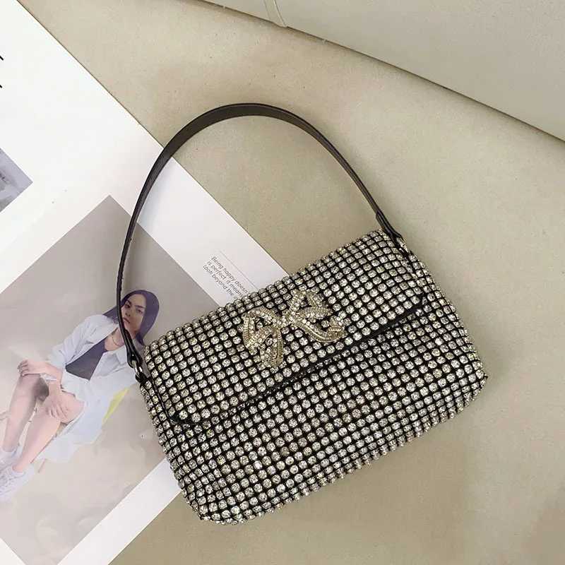 Full Rhinestone Bow Large Capacity Portable Personalized Banquet Diamond Flip Small Square Bag Underarm Crossbody Z251017