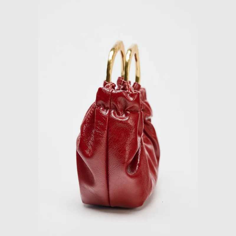 RUCHED HANDBAG Fashionable Metal Handle Clutchs Womens Handbags Luxury Design Crossbody Bag Small Totes for Ladies Z251017