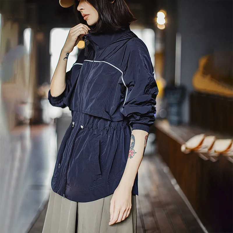 Maden Womens Lightweight Stand Collar Short Windbreaker Jacket Navy Blue Contrast Parka with Waist Cinching for Spring and Fall 251013