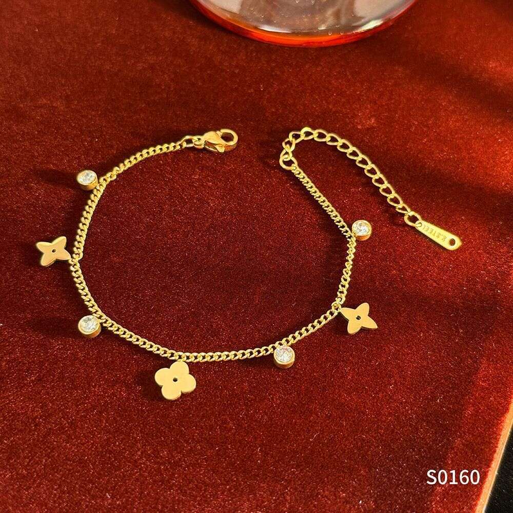 Light Fashion Ins Stainless Steel Cross Flower Bracelet Zircon High-end Feel Women's Gold-plated Jewelry