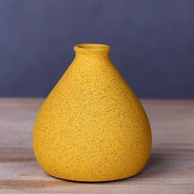 New Vases Ceramic Handicrafts Ornaments Home and Living Room Decorations Colorful Creative Dry and Wet Small Insertions Vases C251017