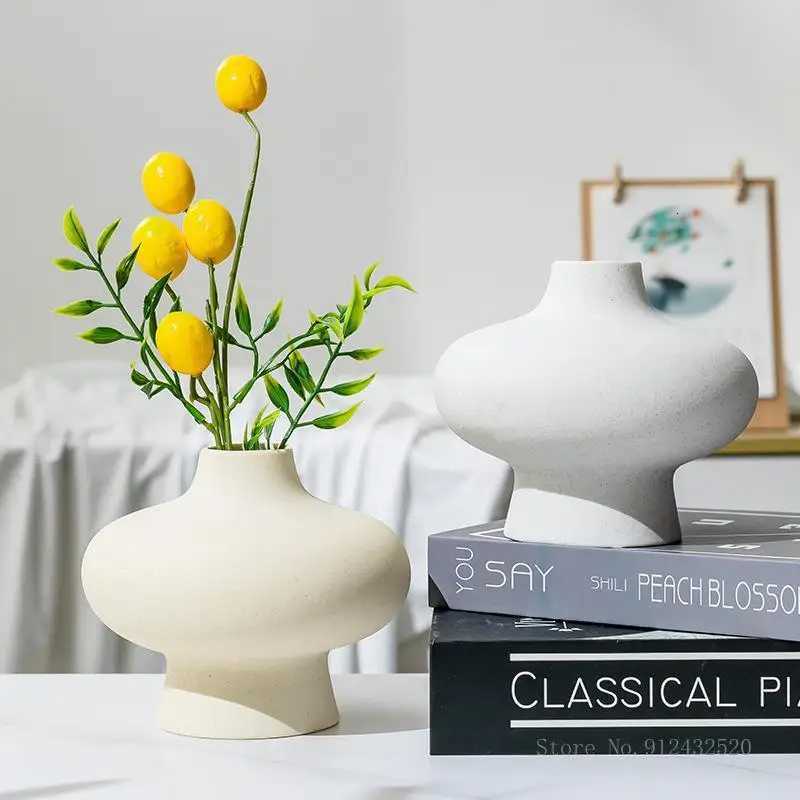 Nordic Creative Ceramic Irregular Shape Vase Dining Table Living Room Bedroom Office Decor Accessories Crafts Flower Ware 1Pc C251017