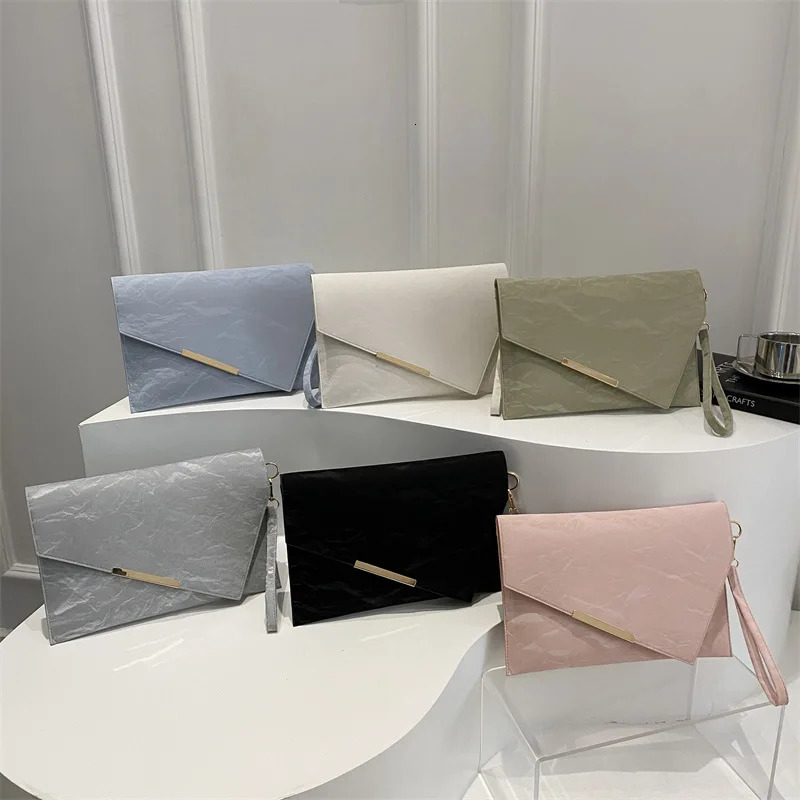 Fashion Women Clutch Soft PU Leather Solid Color Evelope Bag Wristlet Bags Female Small Handbags Day Clutches Evening Party 251014