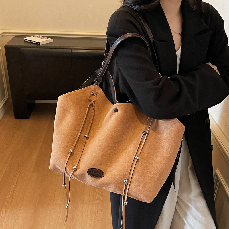 2025 Vintage Frosty Bag Women'S Casual Shoulder Bag Autumn New Large Capacity Commuter Tote Bag