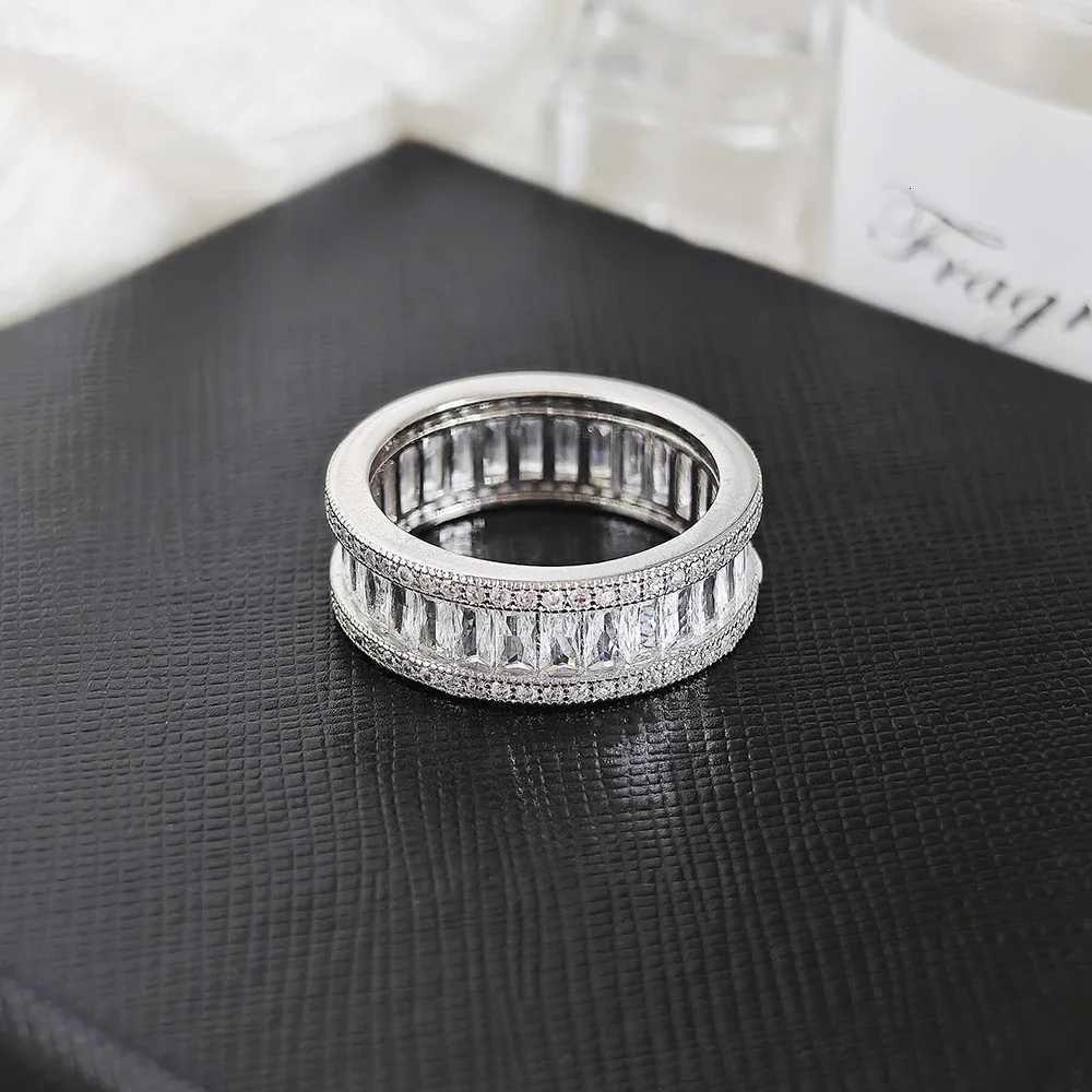 Luxury Round Rose Gold Silver Color Aesthetic Eternity Band Ring Africa for Women Lady Anniversary Gift Jewelry Moonso R5389W251017