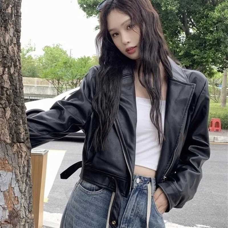 Ladies Trend Leather Jacket Autumn Female Locomotive Coat Retro Women Zipper PU Leather TopsT251017