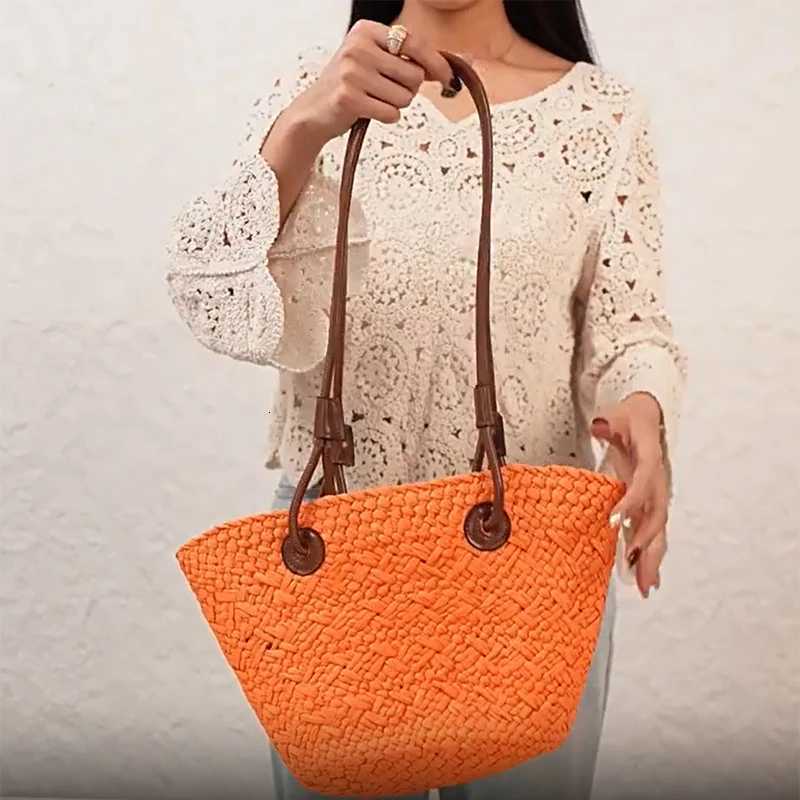 French Elegant Woven Bag Fashionable Light Luxury Brand Designer Bag Retro Shoulder Handbag Large Capacity Solid Color Tote Bags Z251017
