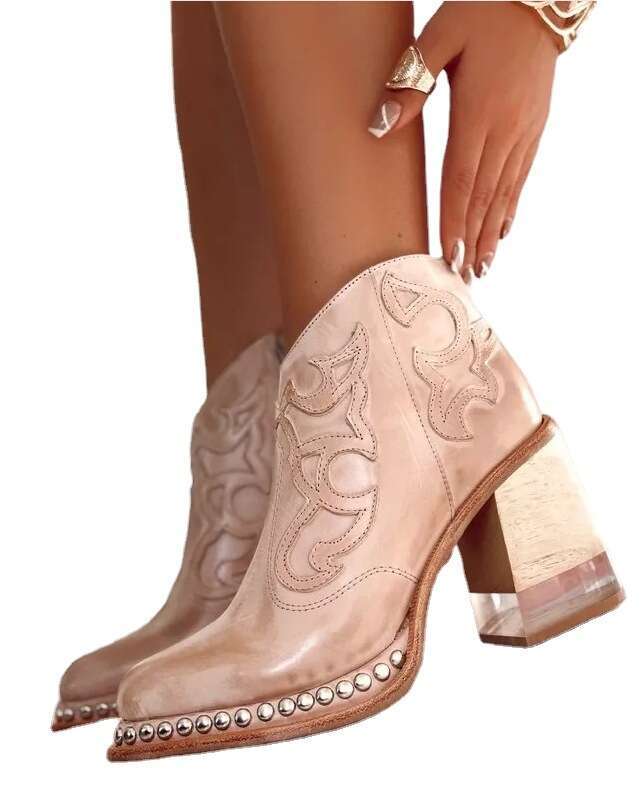 2023 Ladies Pointed Cowboy Black Fashion High Heel Ankle Embroidered Rivet Punk Style Short Boots Plus