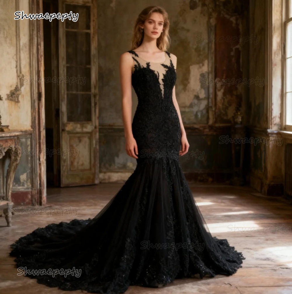 Vintage Black Lace Mermaid Wedding Dresses Chapel Train Gothic Bride Gown Sleeveless Illusion Jewel Neckline Boho Bridal Dress Custom made