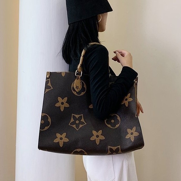 Designer bag 2025 hot Commuter Classic Printed Handheld Tote Bag Large Capacity Fashion Shoulder Bag for Women brown green