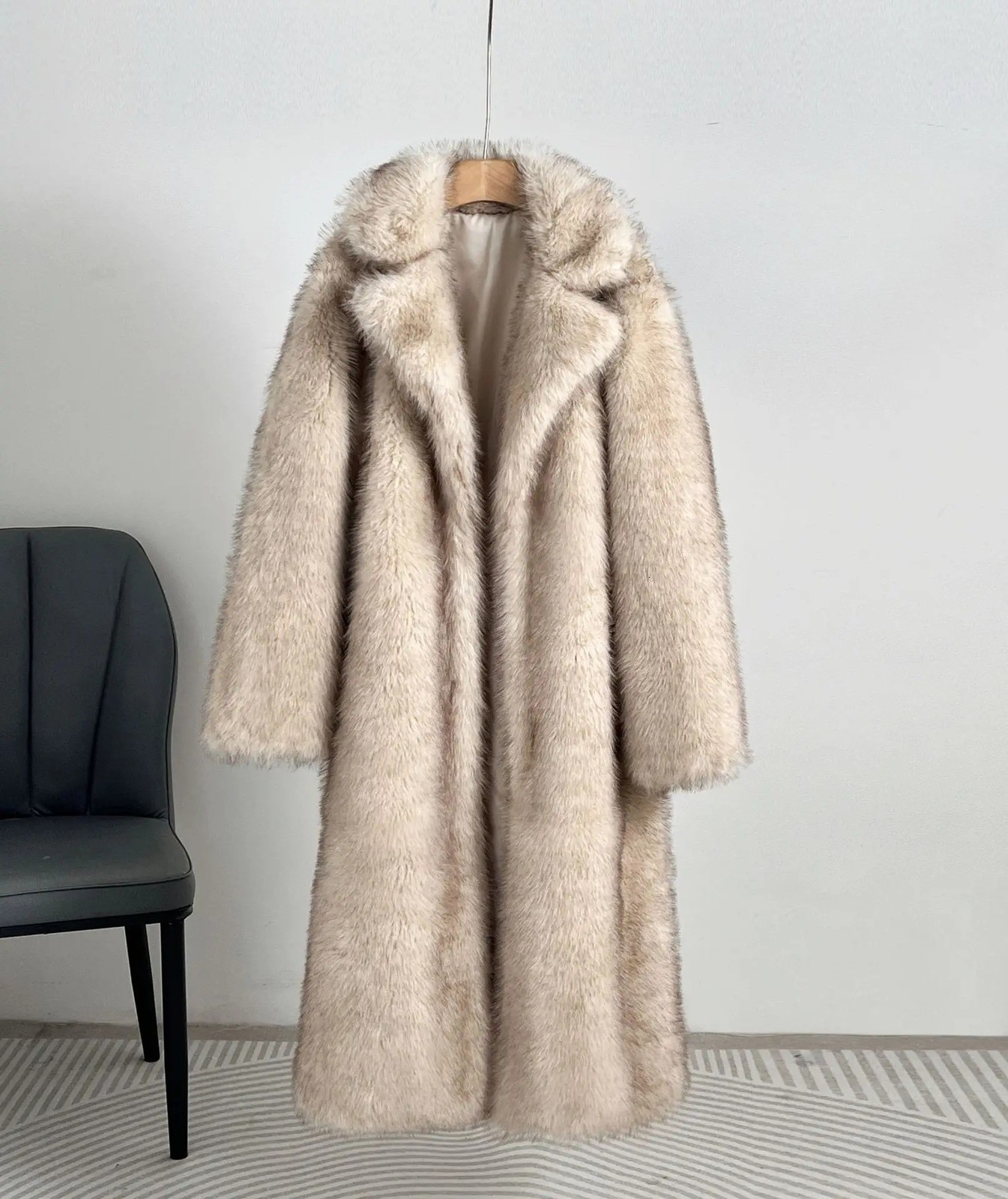 Autumn Winter Womens Long Faux Fur Coat with Suit Collar Faux Fur Coat Faux Fur Jacket