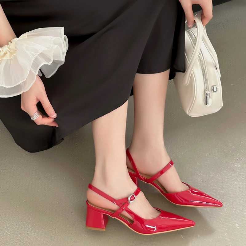 High Quality Patent Leather Buckle Women Sandals Pointed Toe Back Strap Slide Sandals Fashion Comfort hoof heels Designer Shoes Z251015