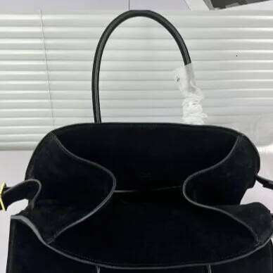 Tote Bag For Women New Trendy Niche Design Large Capacity Commuter Handbag Black