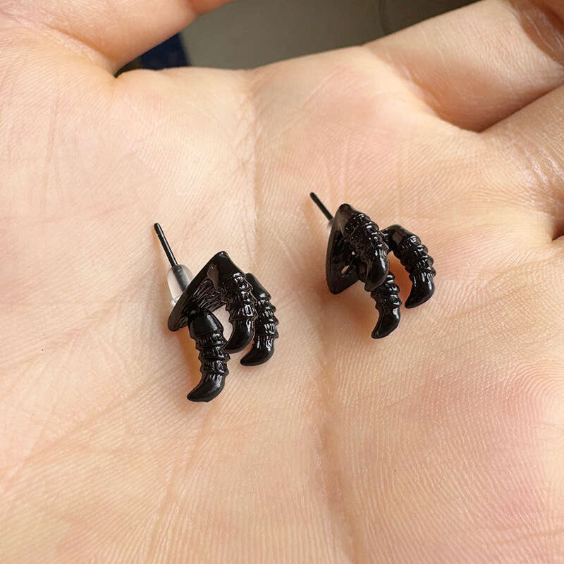 New Halloween Skull Hand Bone Fashion Gothic Dark Style Earrings