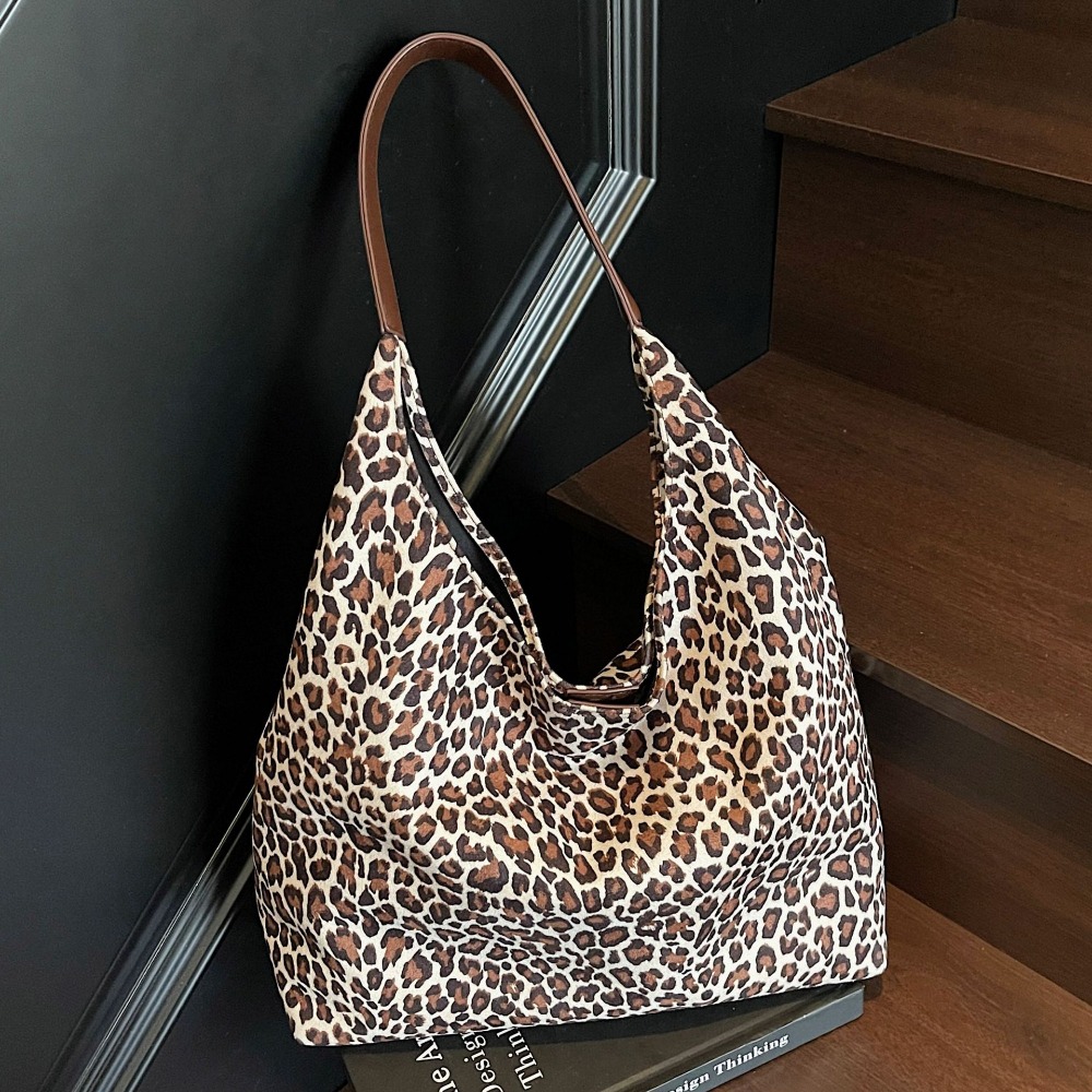 Elegant Ladies' Vintage Inspired Spacious Faux Leather Totes - Modern Classic Leopard Pattern