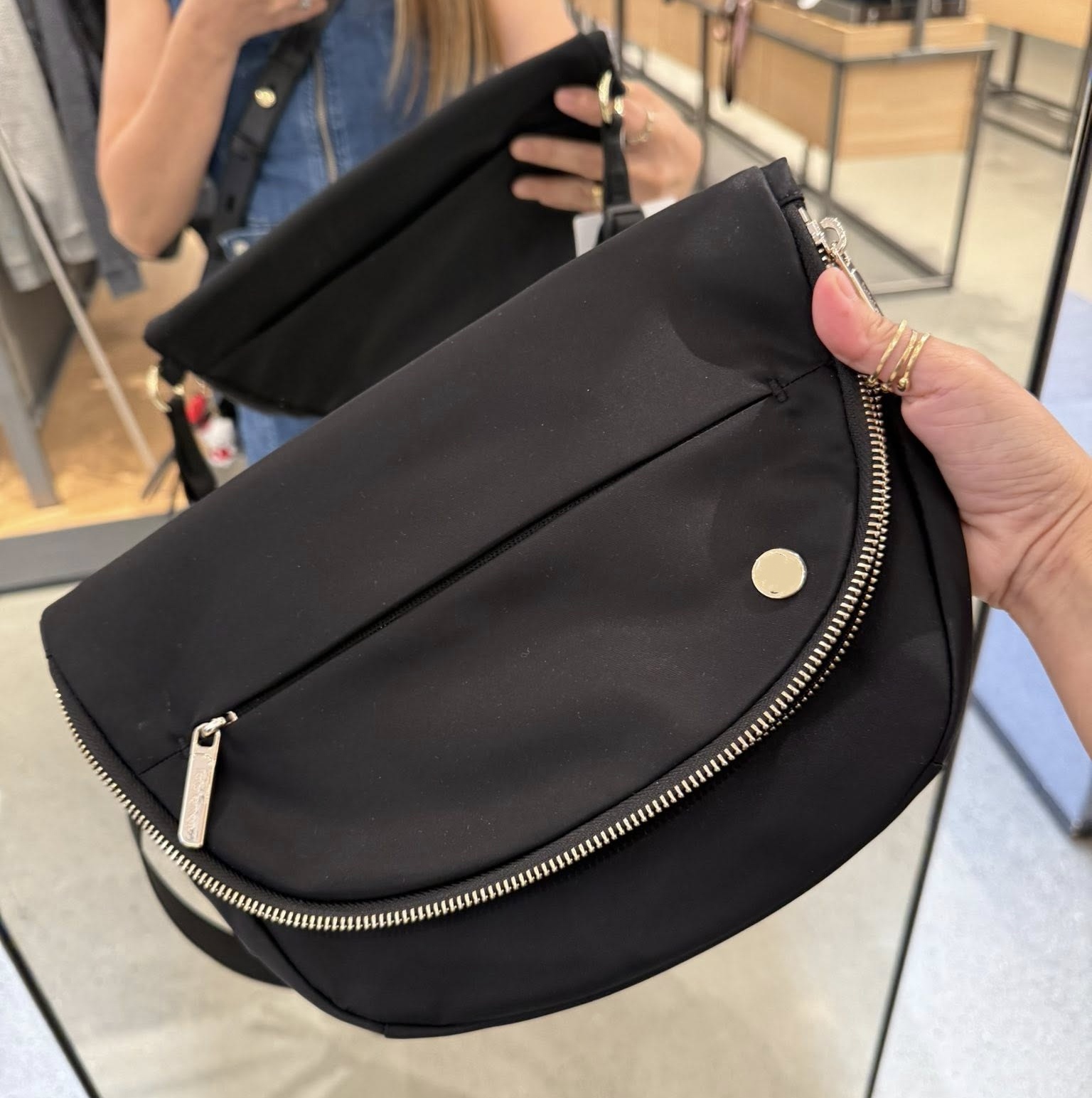 US Warehouse Night Festival Bag Gold Color Version 5L 2L Pinkyoga Multifunctional Fitness Yoga Outdoor Bag Crossbody Bag for Women djustable Strap Purse Nylon