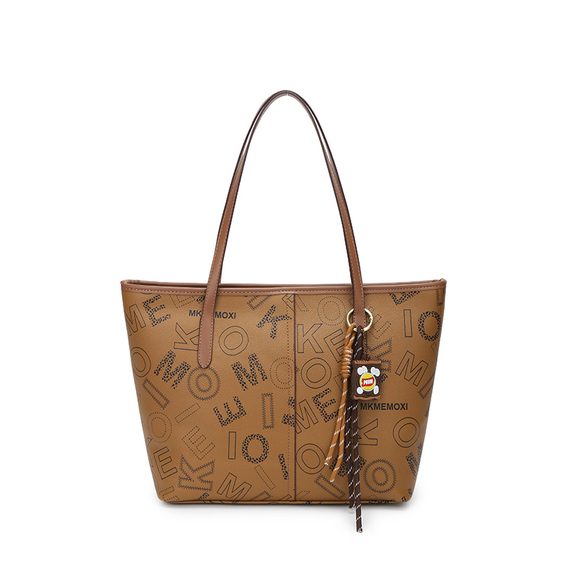 Designer bag 2025 New Retro Printed Tote Bag Letter Casual Fashion Large Capacity Shoulder Bag for Women brown coffee white