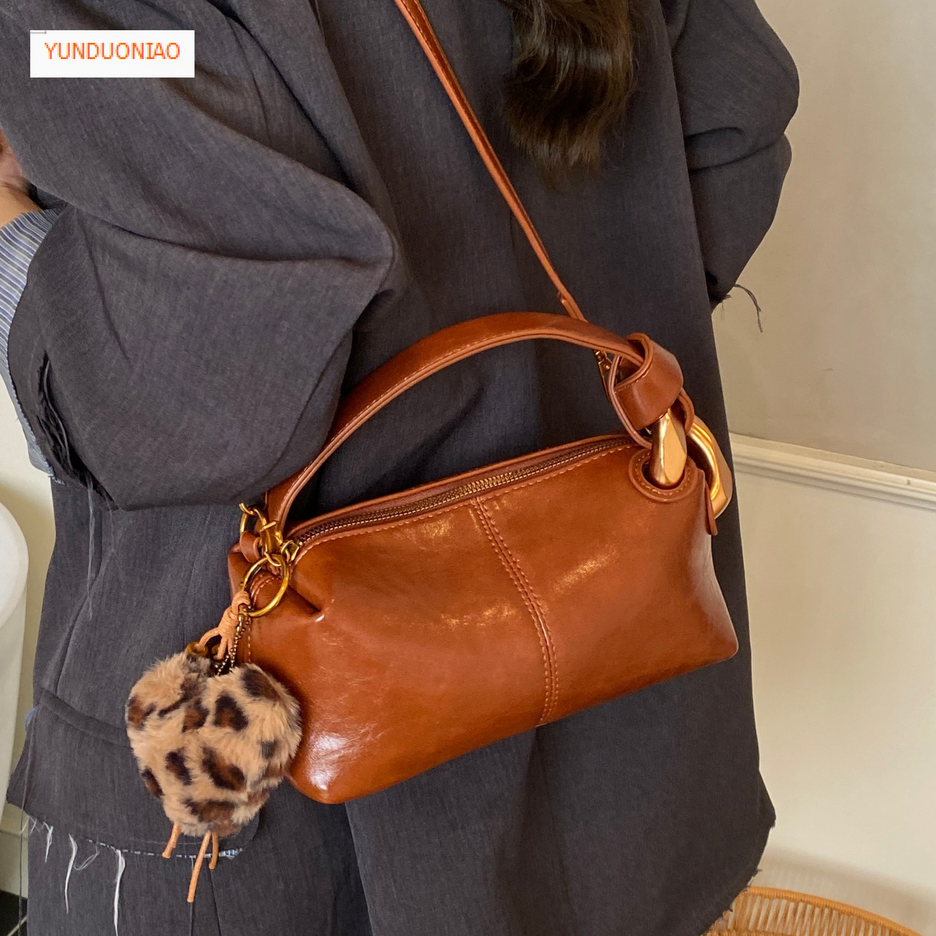 Autumn/Winter Retro Style Designer Bag Fashion Women's Shoulder Bag Luxury Handbag Fashion Trend Versatile Commuter Bag Women's Crossbody Ba