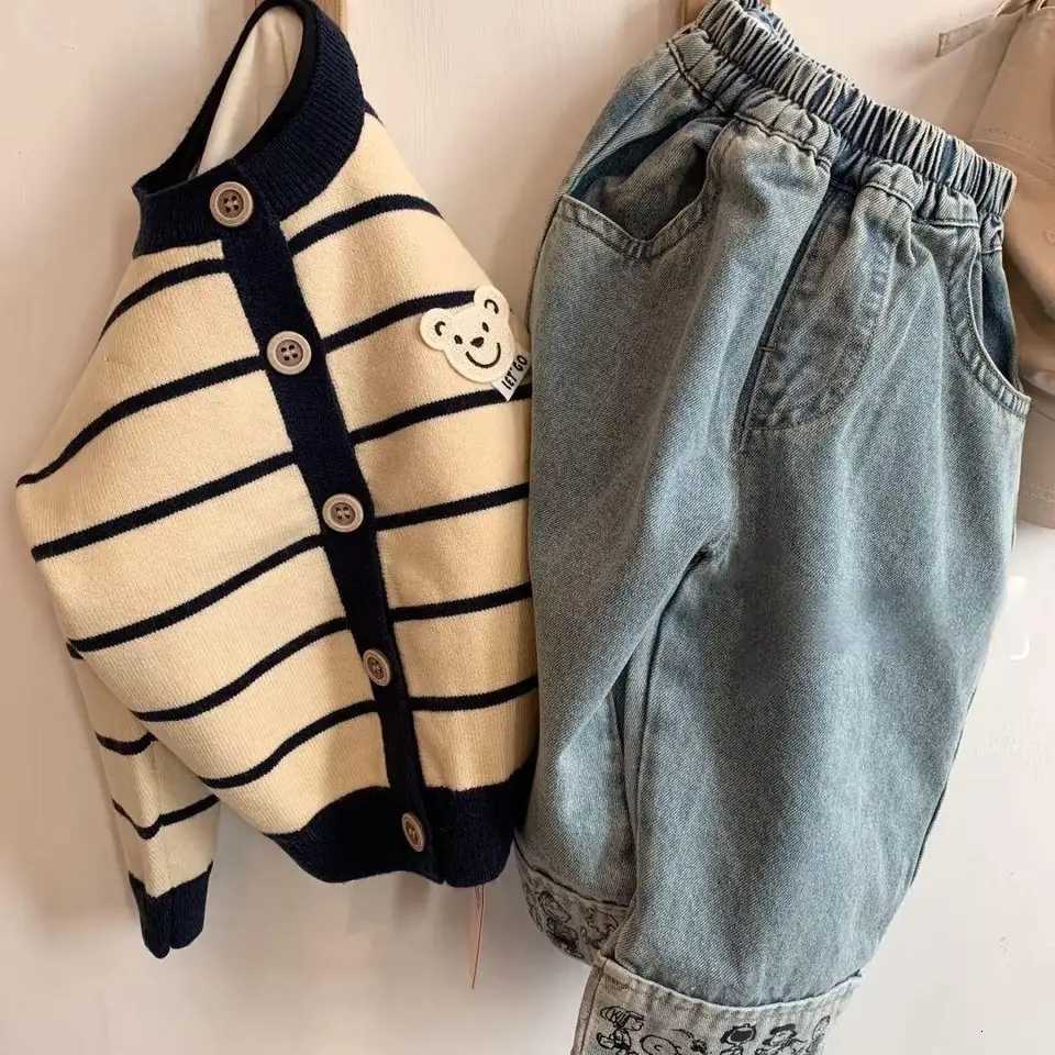 Spring Autumn Baby Boy Wide Jeans Korean Casual Cartoon Outwear Children Boy Denim Pants Loose Elastic Waist Kid Boys TrousersT251017