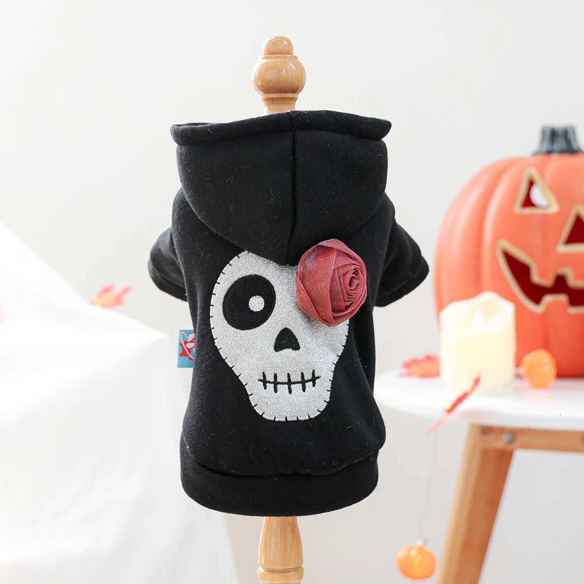 1PC Silver Skull Halloween Sweater Dog Black Hooded Sparkle Dark Series Little Demon Pet Sweater Funny Open Button JacketW251017
