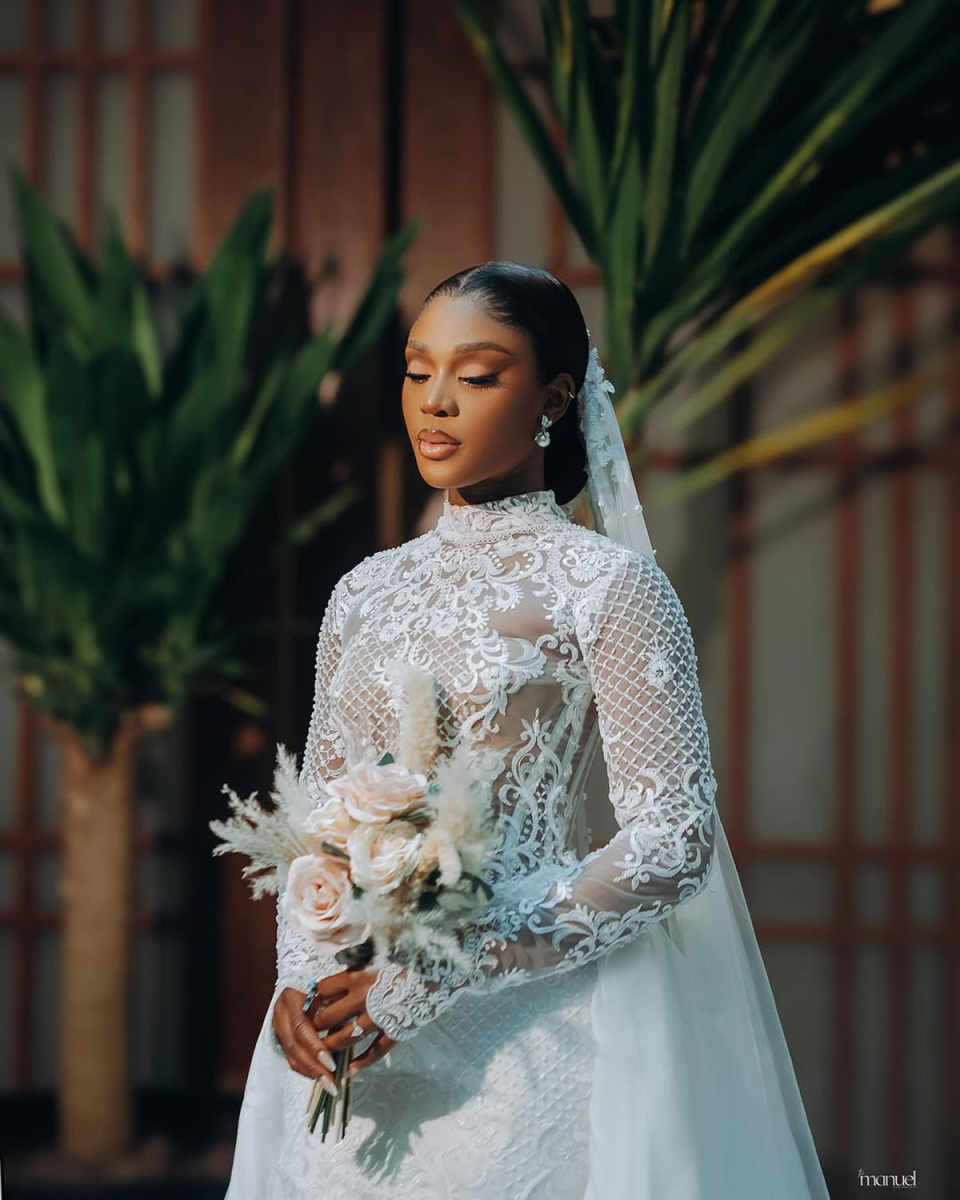 Elegant Mermaid Wedding Dress High-Neck 3D-Lace Bridal Gowns Shine Sequins Appliques Vestina De Novia Plus Size Customized H252570