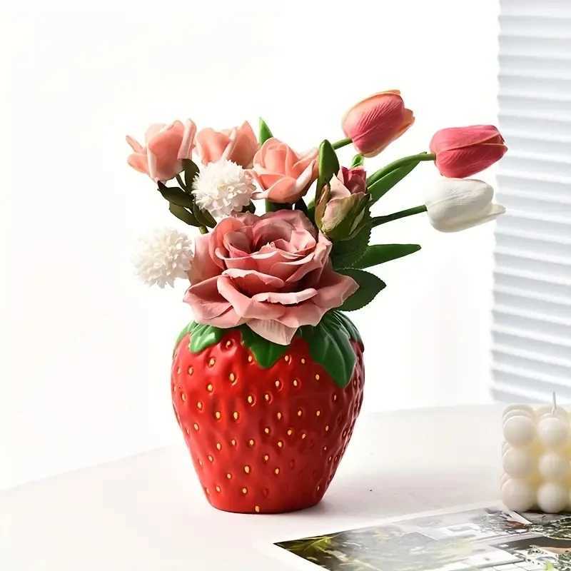 Creative Strawberry Shaped Vase for Flower Arrangement Living Room Home Decoration Flower Pot C251017