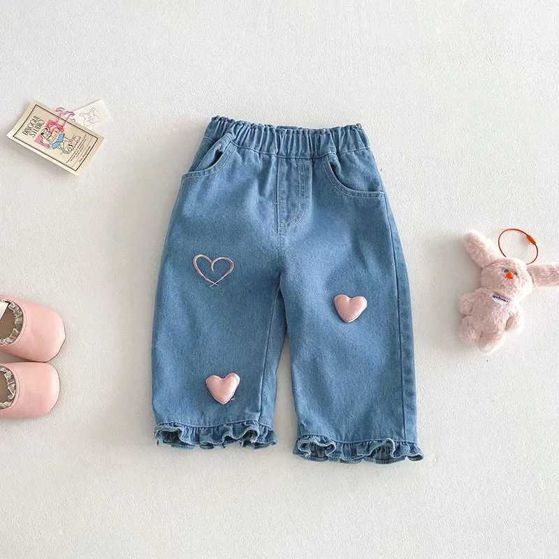 New Spring Kids Pants Kids Jeans 05T Baby Cute Three Dimensional Love Trousers Children Girls Thin Style Denim Blue PantsT251017