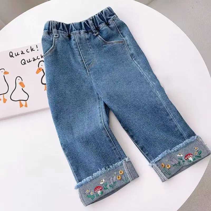 Girls Jeans Loose Straight Leg Pants Spring And Autumn New Baby Girl Fashion Cuffed Cartoon Embroidered pantsT251017