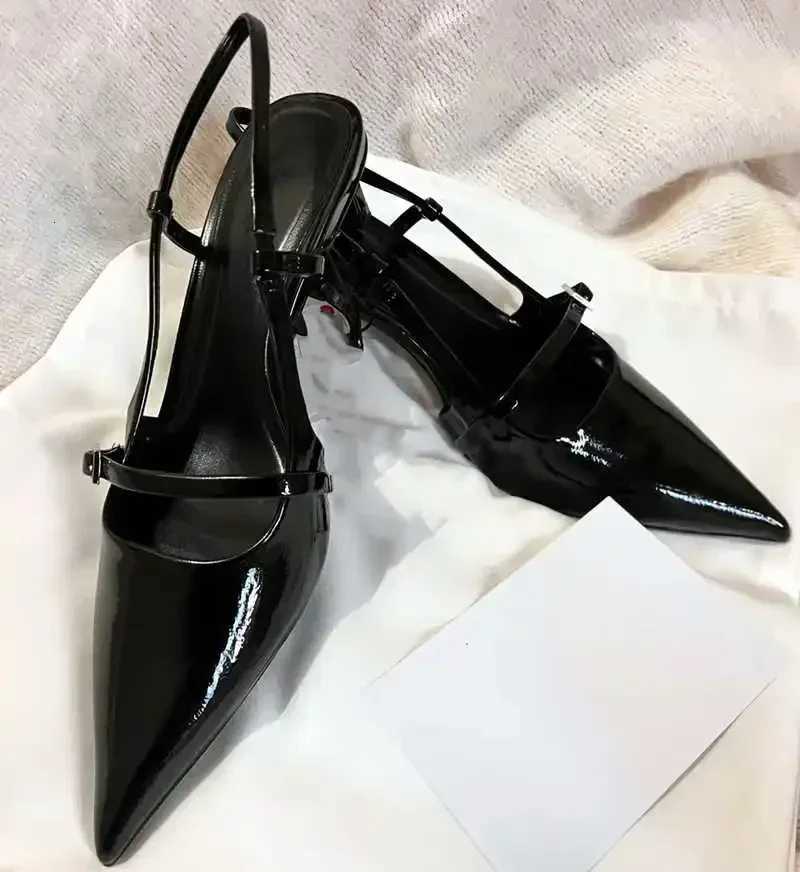 Sexy Pointed Toe Sandals Women Summer Red Thin High Heels for Women Patent Leather Back Trip Strap Mules Wedding Women Pumps Z251015
