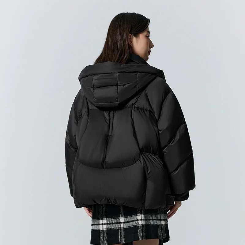 Semir Down Jacket Women Design Raglan Sleeves Loose 2023 Winter New Texture Plaid Hooded Thick Down Jacket W251016