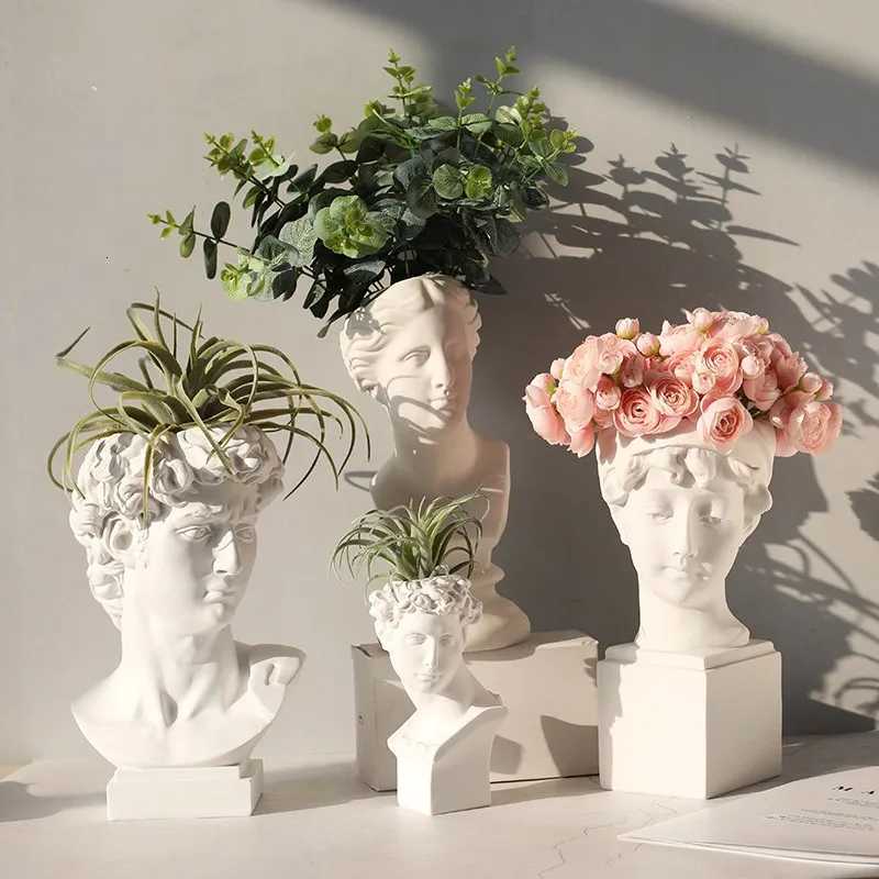 Creative Portrait Vase Head Home Decoration David Medici Venus Statue Cosmetics contains Modern Nordic Home Decoration Vase C251017