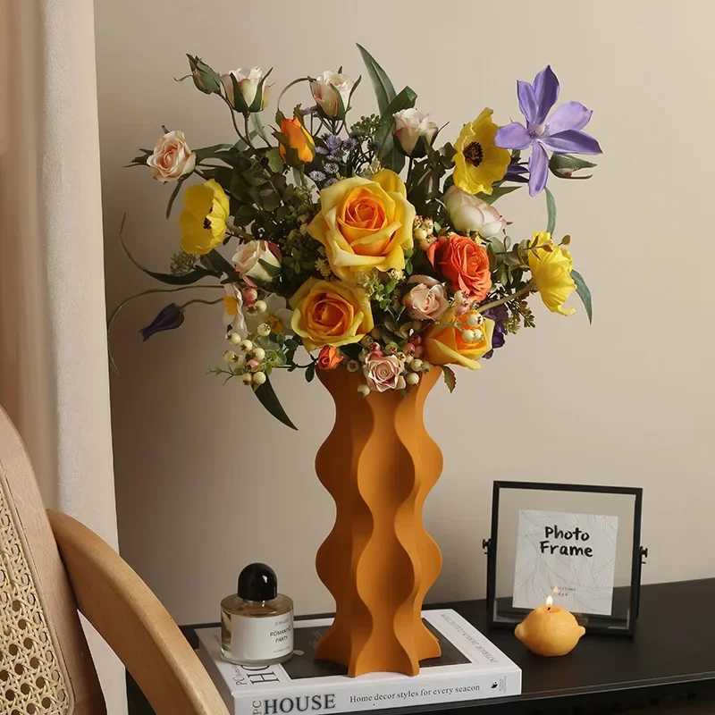 Ceramic Vase Creative Memphis Dried Flower Arrangement Flower Arrangement Living Room Decoration Flower Vessel C251017