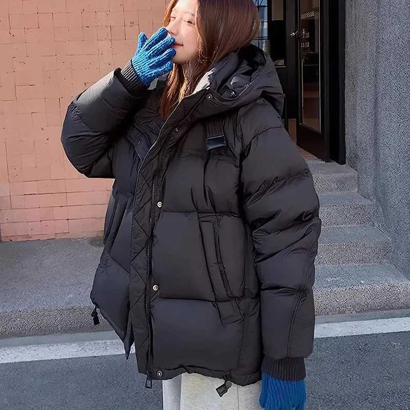 Winter Warm Hooded HighQuality Thick Women Down Jacket 2025 New Temperament Solid Color White Duck Down Women Down Jacket H492 W251016