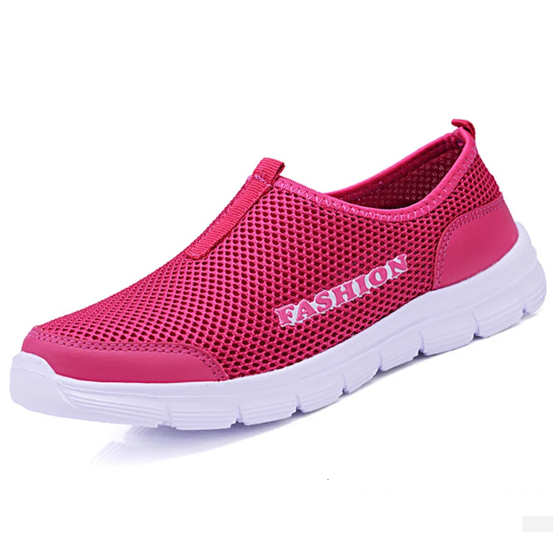 Women Aqua Shoes Breathable Mesh Sandals Shoes Lightweight Quickdrying Comfortable Women SlipOn Mules Flats 251013