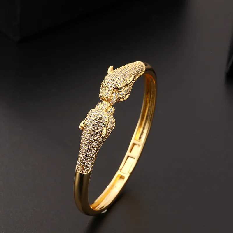 New Trend Fashion Animal Leopard Bracelet Creative Hip Hop Personalized Micro Inlaid Zircon Open Womens Bracelet Z251017