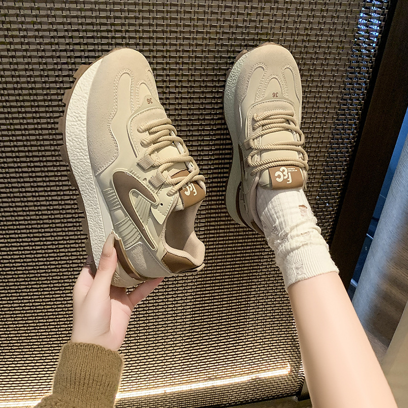Designer Shoes Hot Free Shipping 2025 Autumn New Retro Thick soled Casual Shoes Lightweight Fashionable Versatile Sports Shoes for Women pink khaki