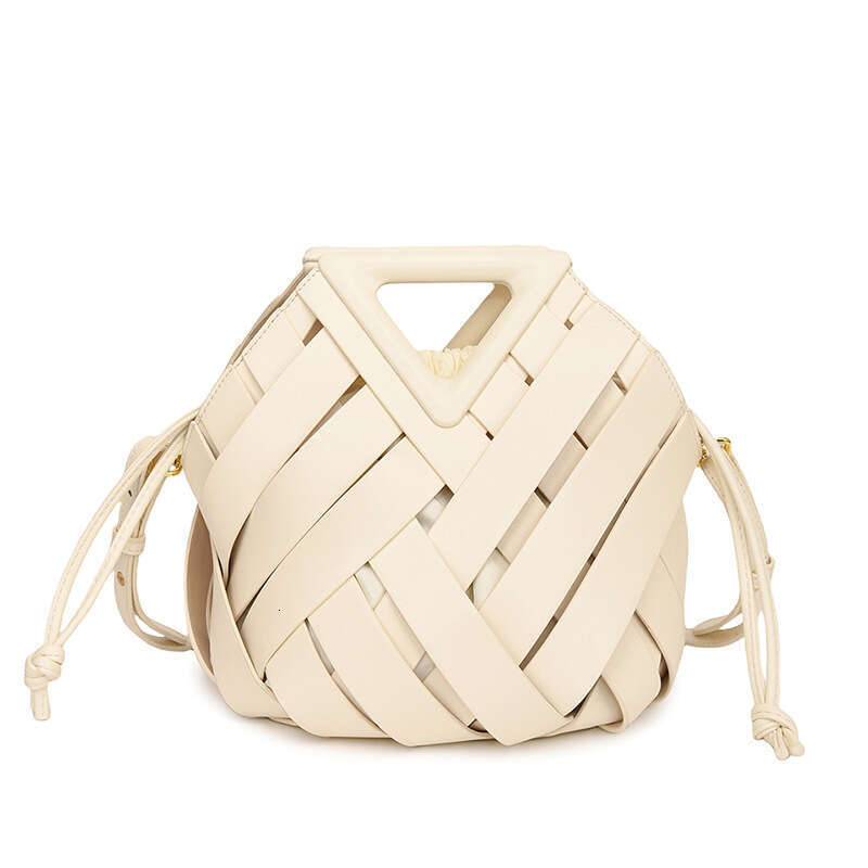 Basket Triangle Magnetic Buckle Woven Hollow Women's Handbag Tote Single Shoulder Crossbody Bucket Bag Best Seller New Style